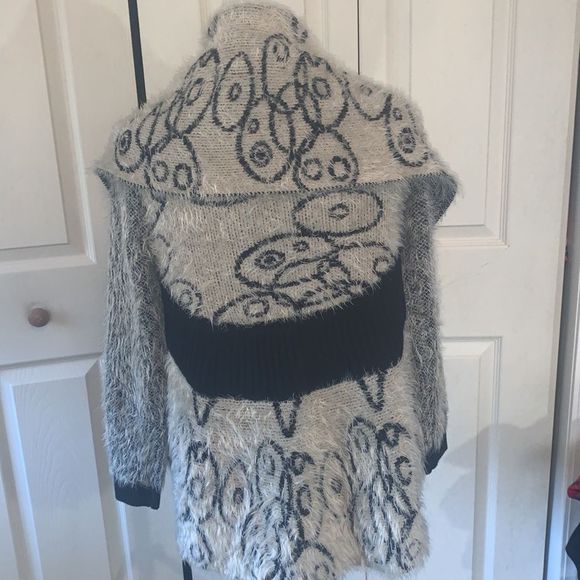 BKE | Cream+Black Eyelash Yarn Open Front Cardigan Sweater size XS - Picture 6 of 9